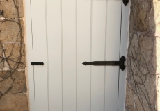 classic-wooden-door