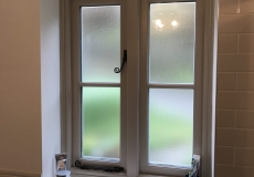 bespoke-bathroom-windows